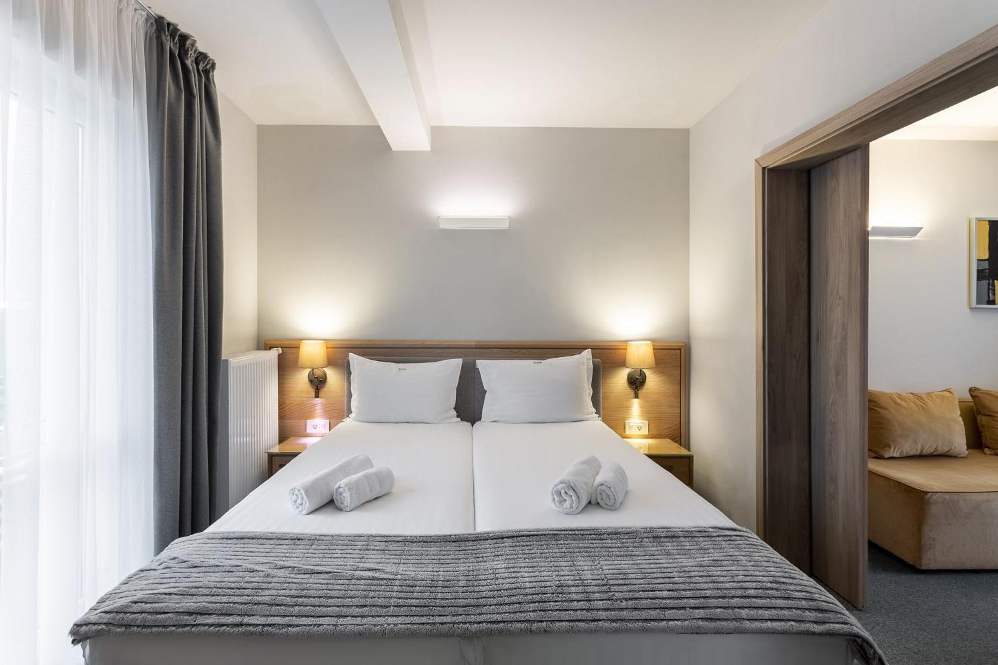 Eden Grand Resort Предеал Екстериор снимка