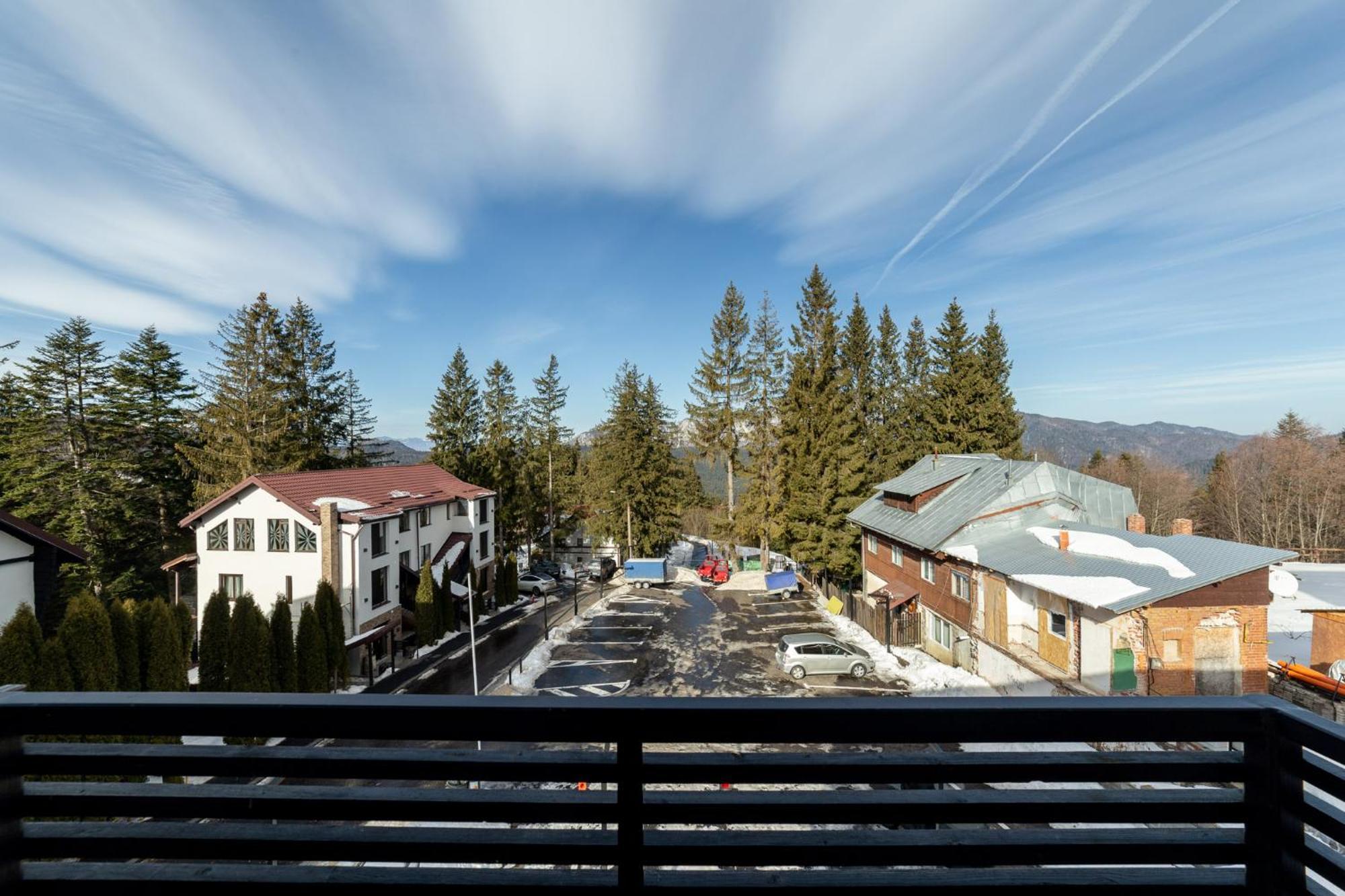 Eden Grand Resort Предеал Екстериор снимка