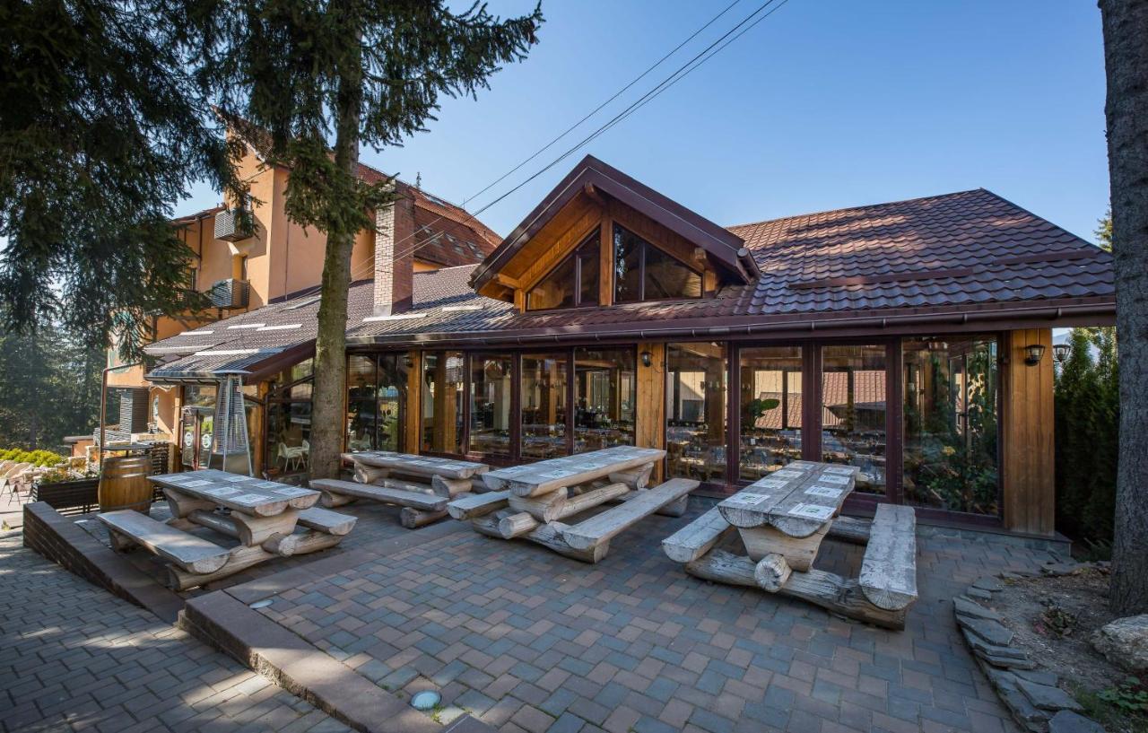 Eden Grand Resort Предеал Екстериор снимка